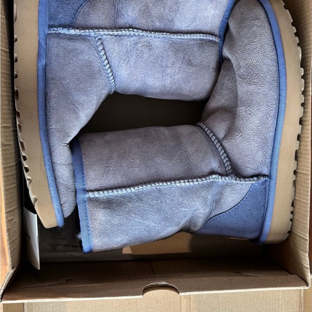 UGG Women's Blue and Tan Ankle Boots